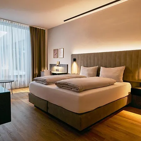 Stork's Nest Hotel Schrobenhausen